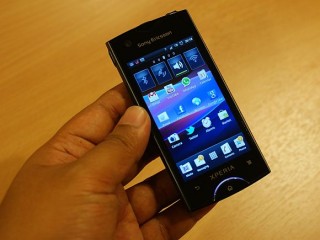 Sony Ericsson Xperia Ray Urgent 