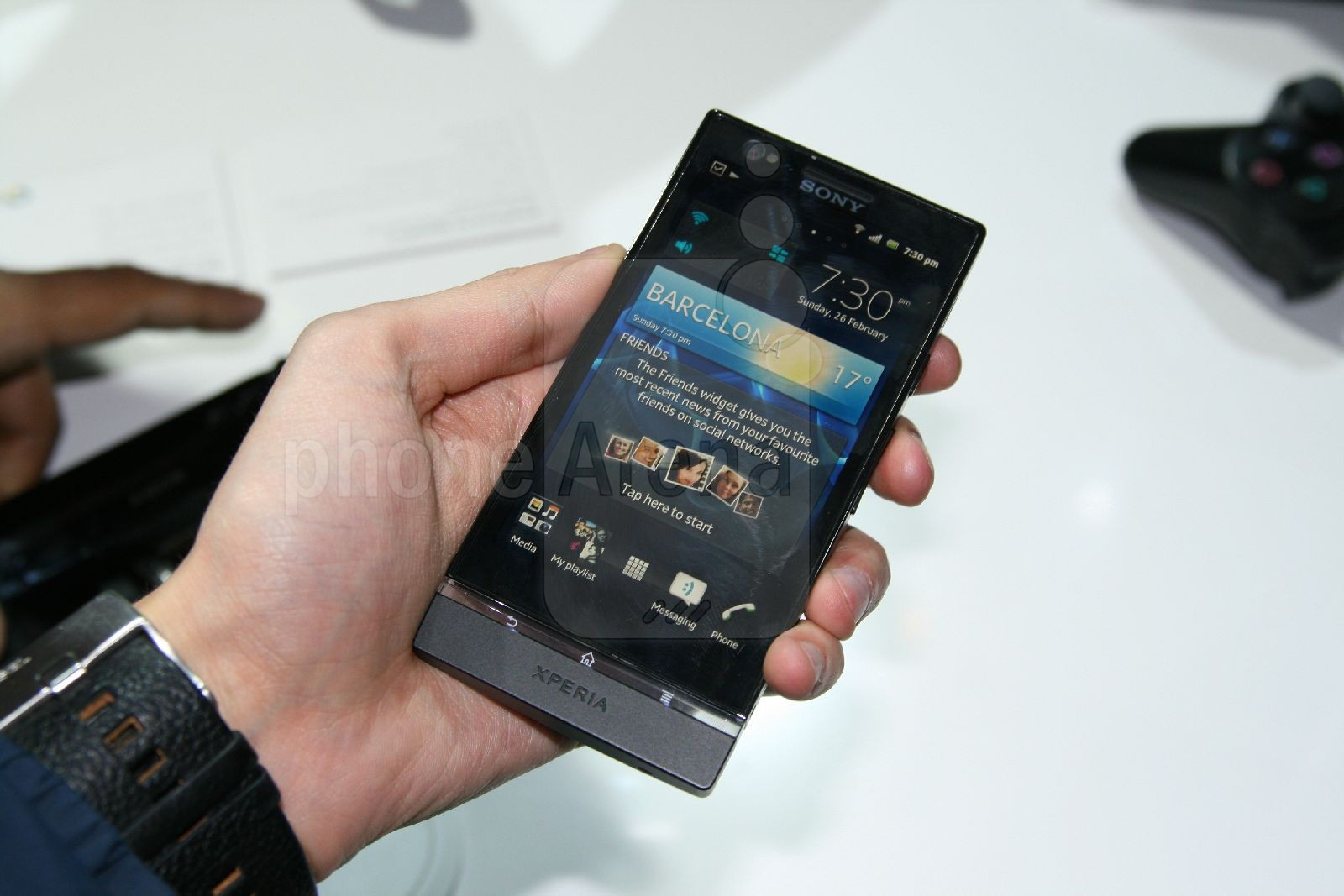 Sony Xperia P large image 0