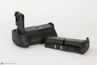 DSLR Camera Battery Grip