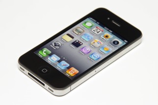 Urgent sell Iphone 4 32GB