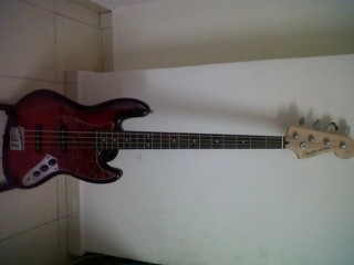 fender squier jazz bass