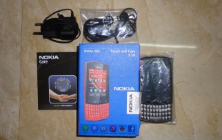 Nokia asha 303