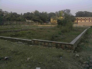 Land sale with house