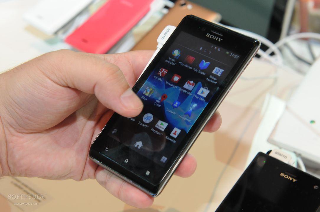 Sony Xperia J large image 0