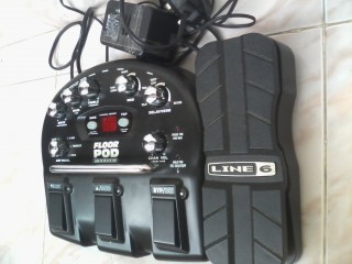 Line 6 Floor POD Guitar Processor for sale Urgently