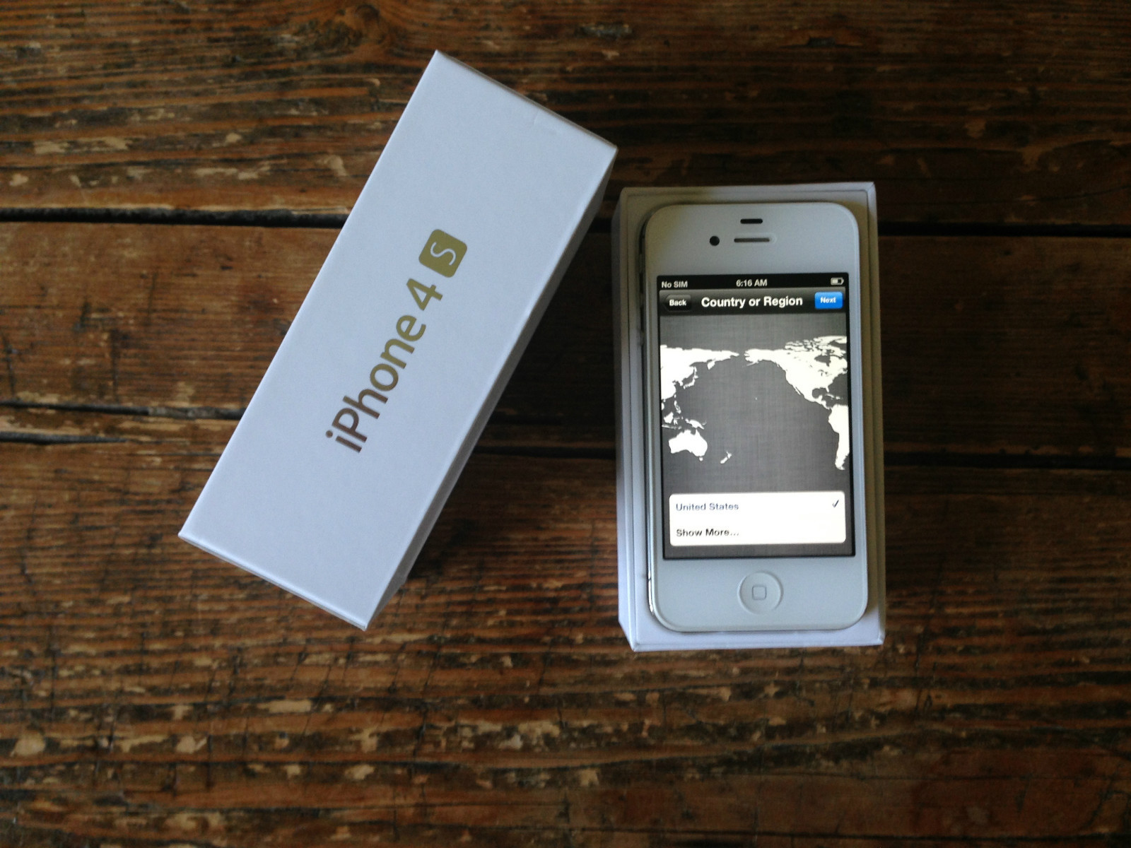 Apple iPhone 4S - 16GB - White AT T USA large image 0