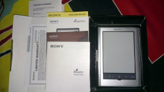 Original Sony E-Book reader fully boxed with all accessories