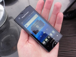 sony ericsson xperia ray for sell urgent