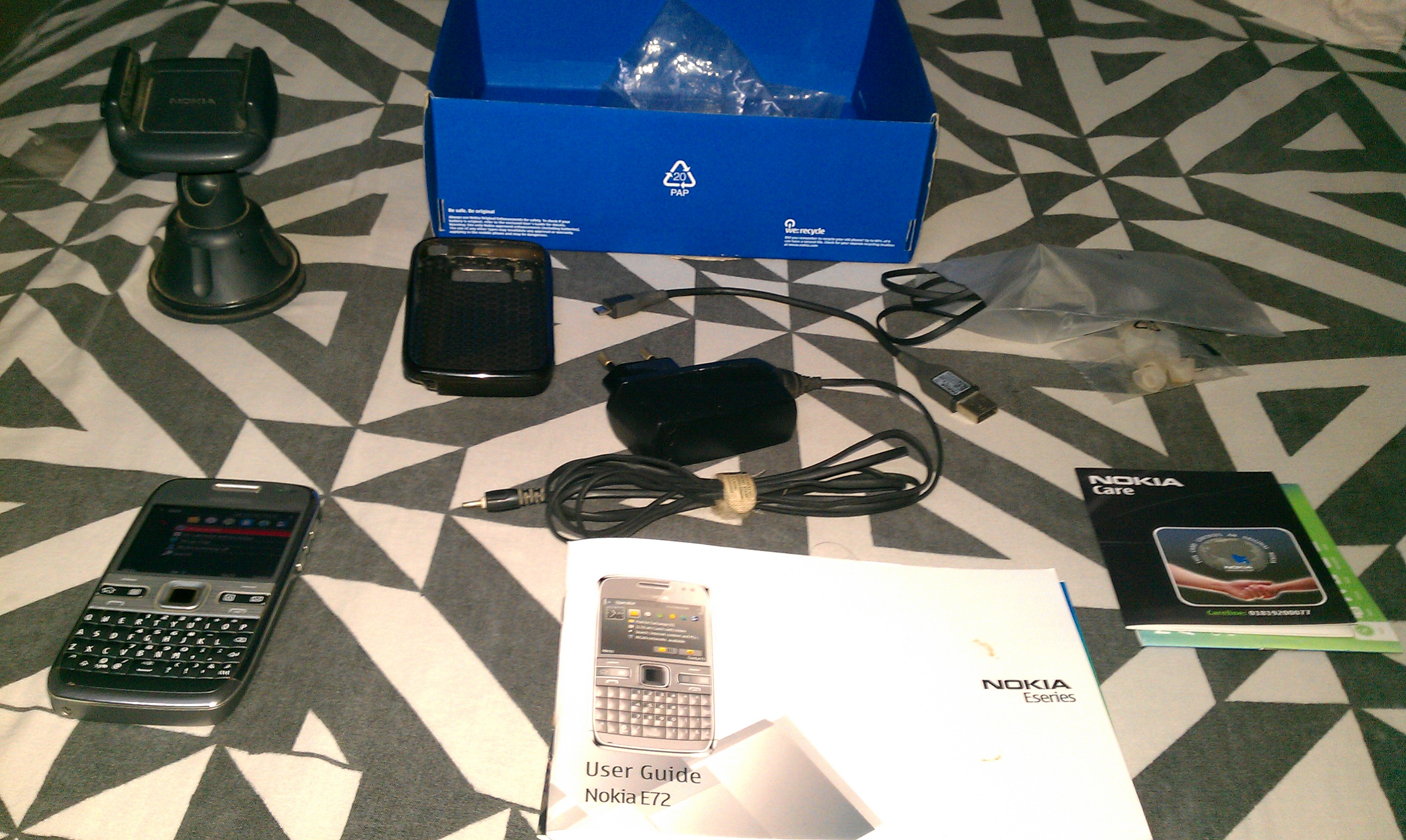 NOKIA E72 Full Boxed w All Accessories  large image 0