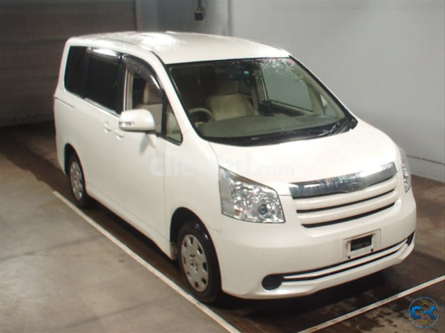 Toyota X Noah 2008 Pearl large image 0