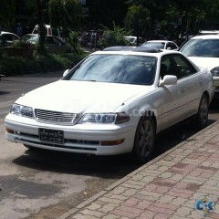 TOYOTA MARK II TOURER