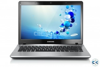 SAMSUNG NP300E4V A03BD