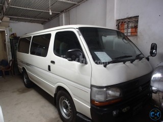 Toyota Hi Ace Model 2005