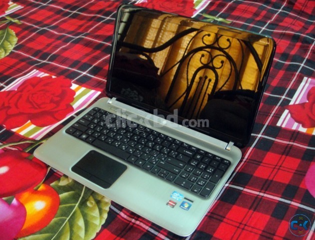 Hp dv6 core i5 4gb 500gb 2gb gpu beats audio large image 0