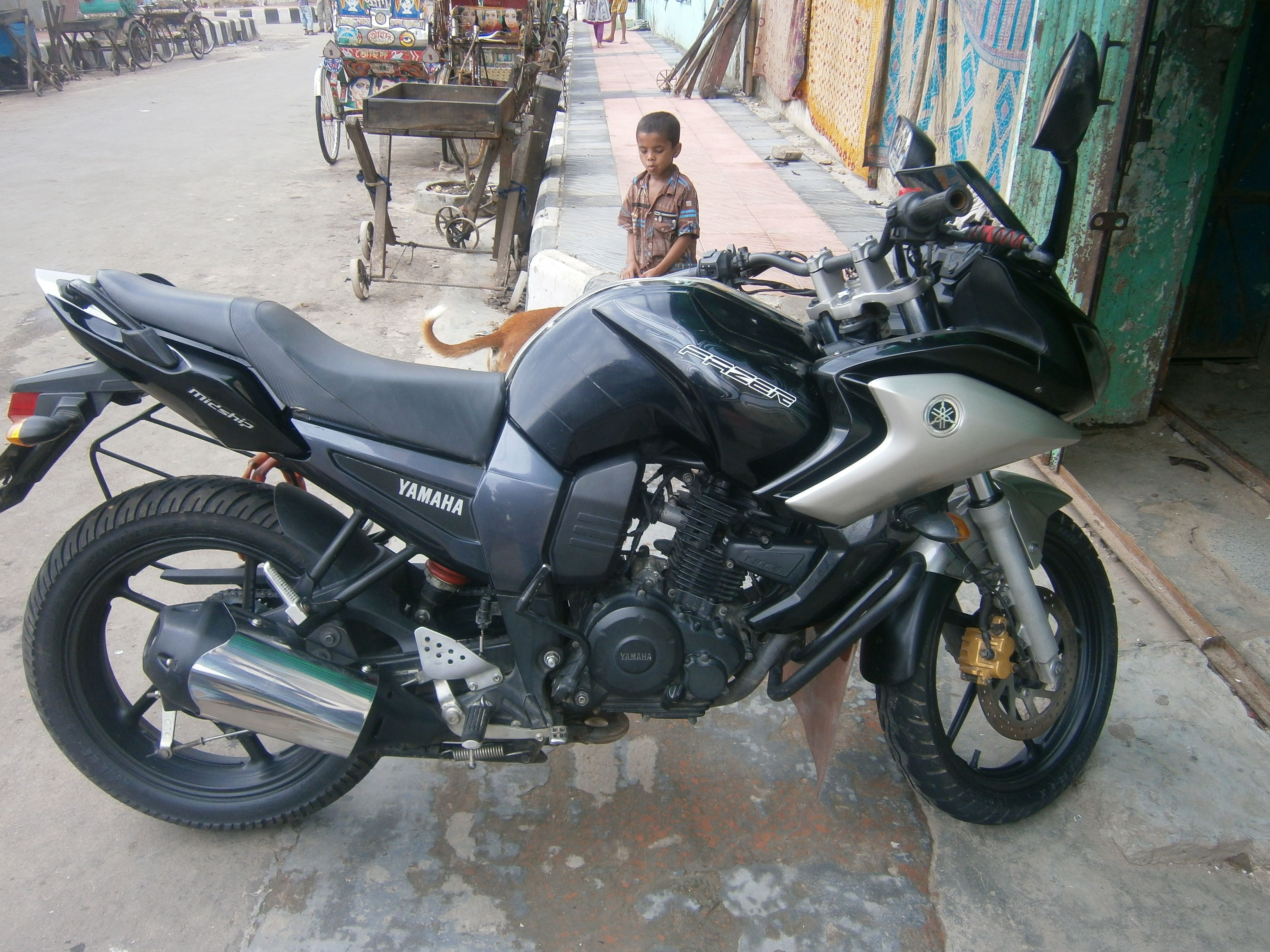 As look like new condition Yamaha Fezer large image 0