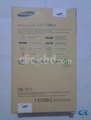 Brand New Samsung Galaxy Tab 3 7.0 SM-T211