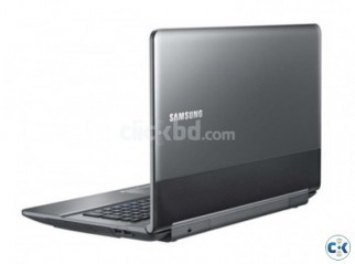 SAMSUNG RV413 LAPTOP FOR SALE.......