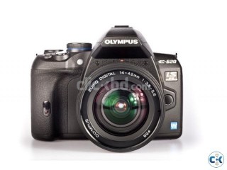 OLYMPUS E620 DSLR with TWO Kit-lenses