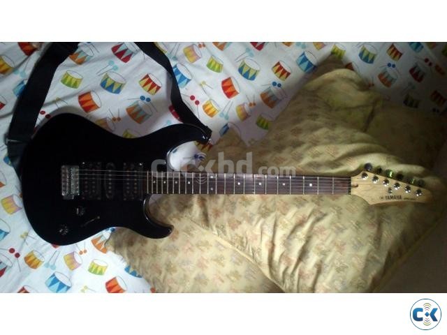 Yamaha ERG121C guitar large image 0