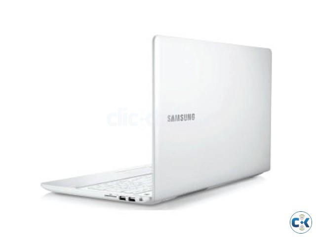 SAMSUNG NP370R4V A01BD 3rd Gen Core i3 2.4Ghz 4GB DDR3 RAM large image 0