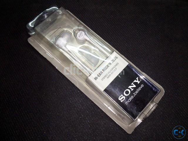 Sony MDREX10LP WHI In-Ear Headphones 01947510411 large image 0