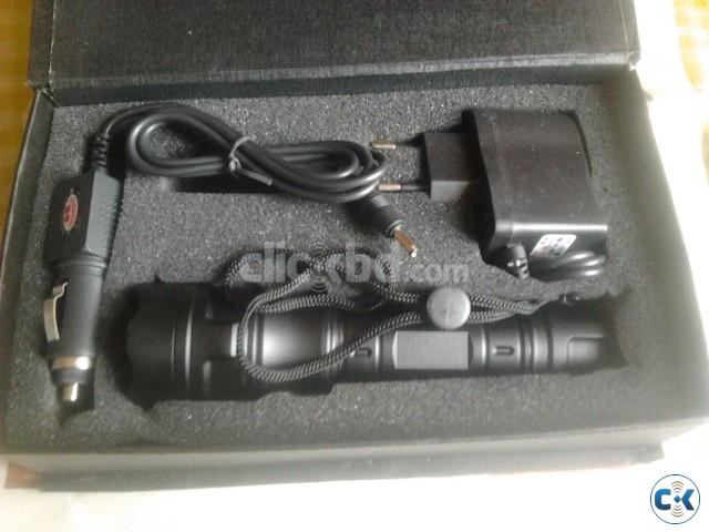 Rechargeable Police torch light large image 0