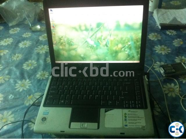 Acer aspire 5570z laptop large image 0