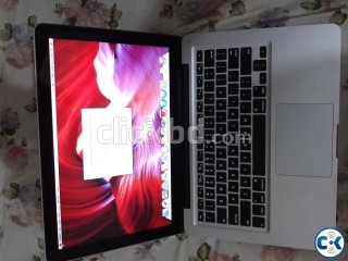 MacBook Pro Core i5 a1278 from singapore urgnt sale