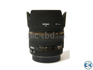 Sigma 30mm f 1.4 EX DC HSM Lens F Canon