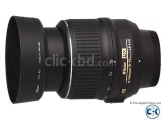 AF S DX NIKKOR 18 55mm f 3.5 to 5. 6G VR with hood