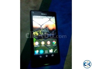 Xperia L with All boxed and 6months warrenty Left