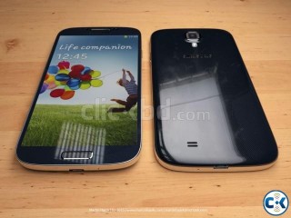 Samsung galaxy s4 almost new full boxed