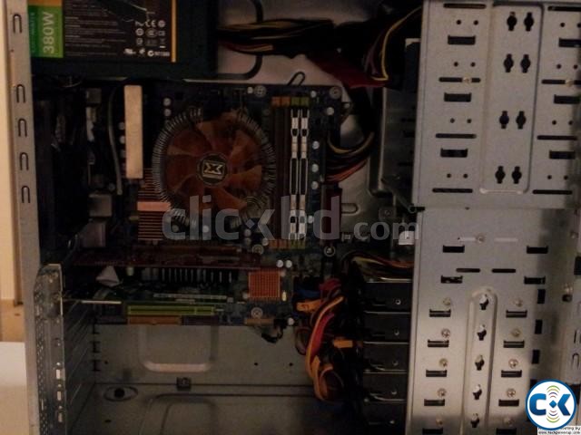 PC With Graphics Card large image 0