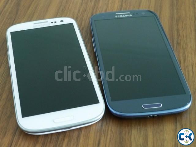 Samsung Galaxy S3 used with boxed large image 0