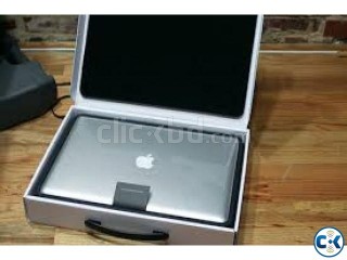 Apple MacBook Pro - Core i5 2.5 GHz - 500 GB HDD 5400 rpm