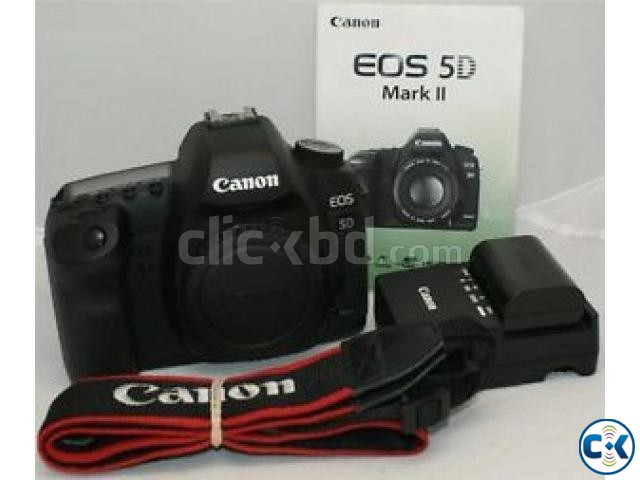 Canon EOS 70D 20.2 MP Digital SLR Camera - Black - Body Only large image 0