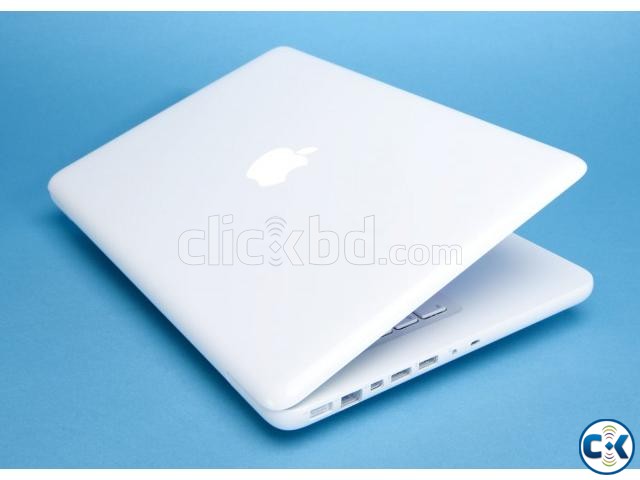 Apple Macbook 6Hours Charge 1Year Warranty large image 0