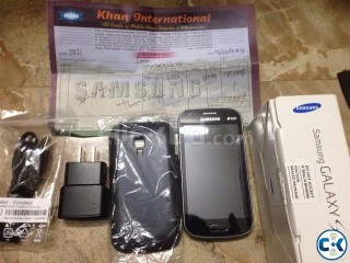 Samsung galaxy s duos GT-S7562 like new black open box