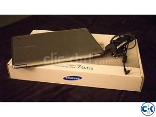 Samsung 7 Series Ultrabook 740U3E 