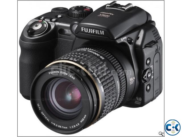 Fujifilm Finepix S9600 with Tripod large image 0