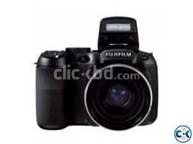 Fuji Flim Finepix S2995 14megapixel 18x zoom large image 0