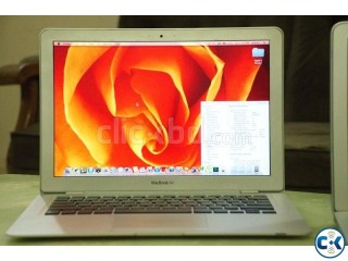 Apple Macbook Air 13 inch Core 2 Duo