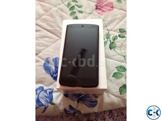 LG Nexus 5 Only 20days used with all large image 0