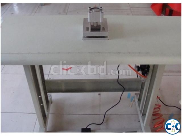 General D-cut machine for Non Woven Bag large image 0