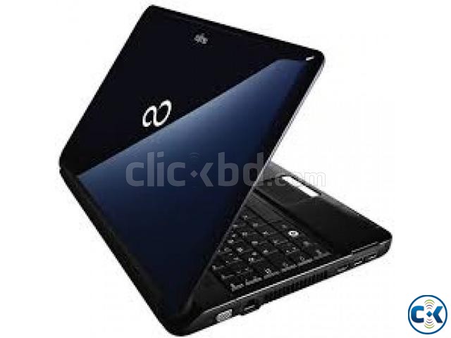 FUJITSU LIFEBOOK AH530 HD6 core i3 3rd generation large image 0