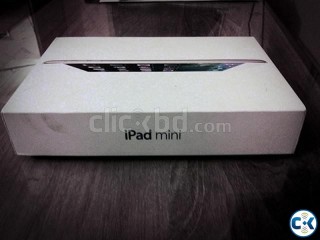 NEW IN BOX iPad Mini 16GB WiFi