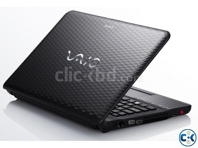 Sony VAIO VPCEG26FX B14inch i5 2.4GHz 4GB 640gb large image 0