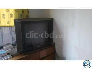 TCL 32 flatscreen TV Mint Condition 