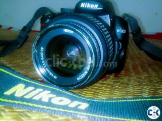 Nikon D5000 with 18-55 VR Lens for Sale