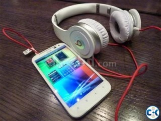 Intack box HTC SENSATION XL from uk with beats audio headpho